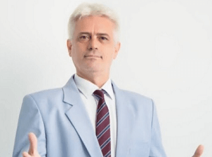 Silas Wainwright WhatsApp Group